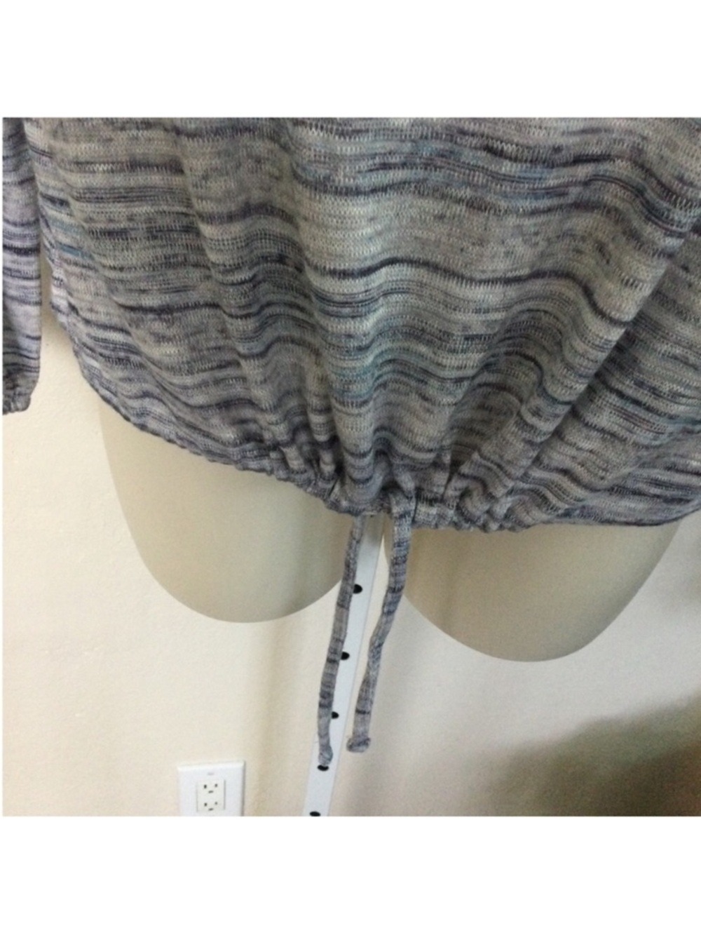 Mudd XL Marled Gray Lightweight Knit Top Drawstring Hem Casual Cozy - Picture 13 of 13